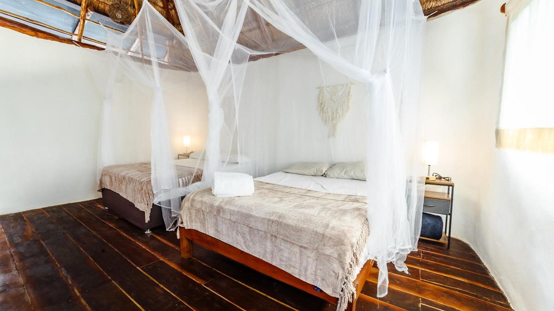 Hotel Co.bañitas Tulum