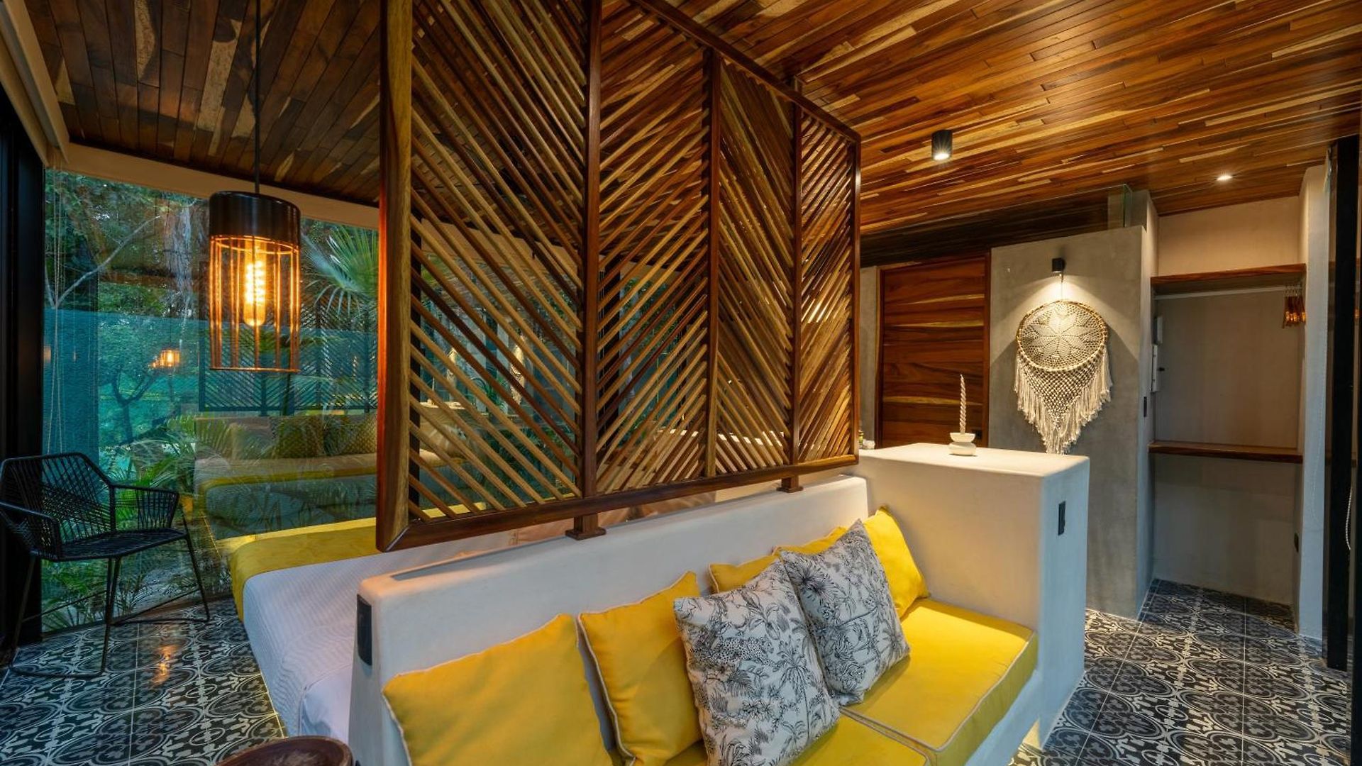 Chay Glass Jungle House * Tulum