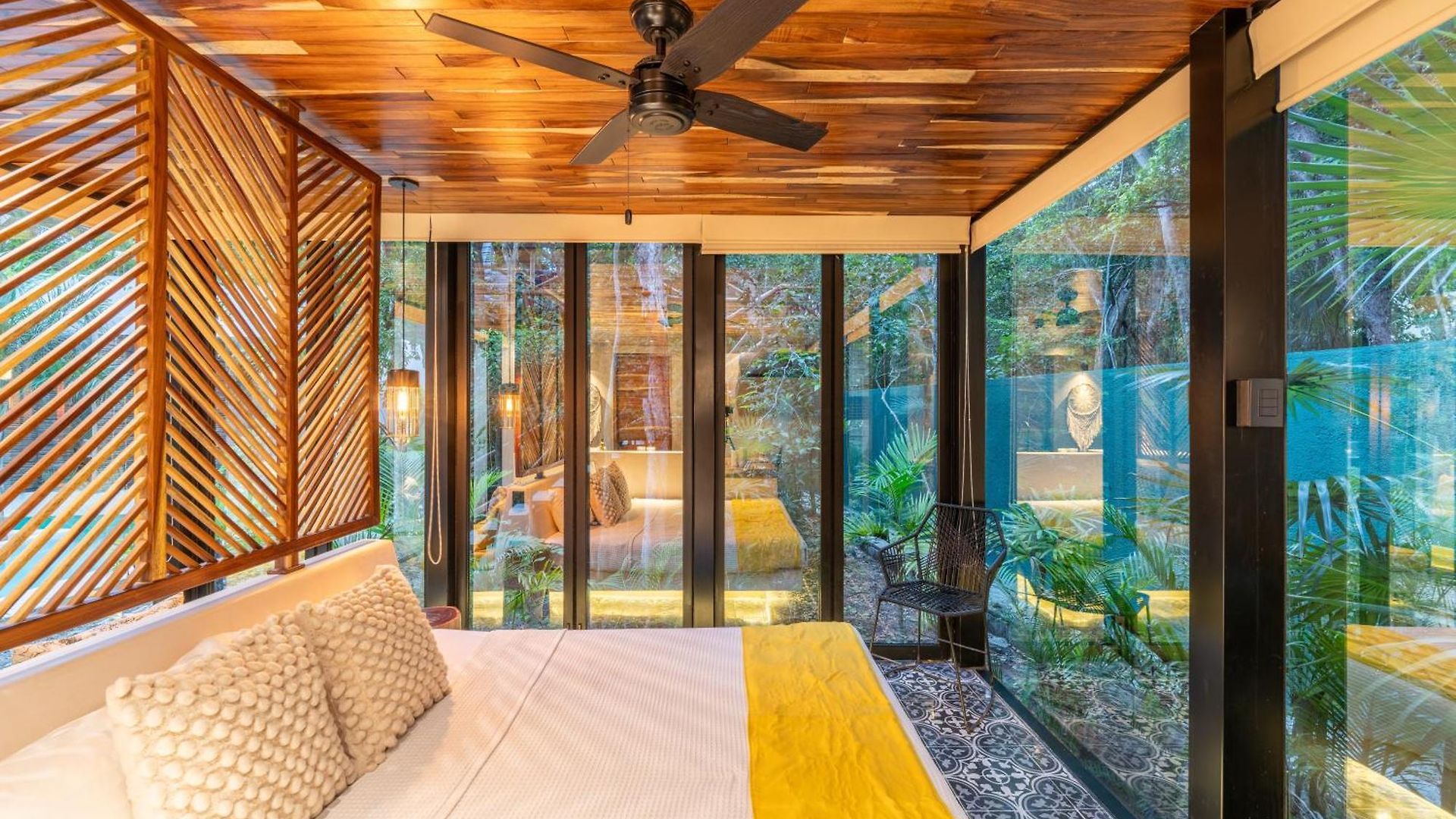 Chay Glass Jungle House * Tulum