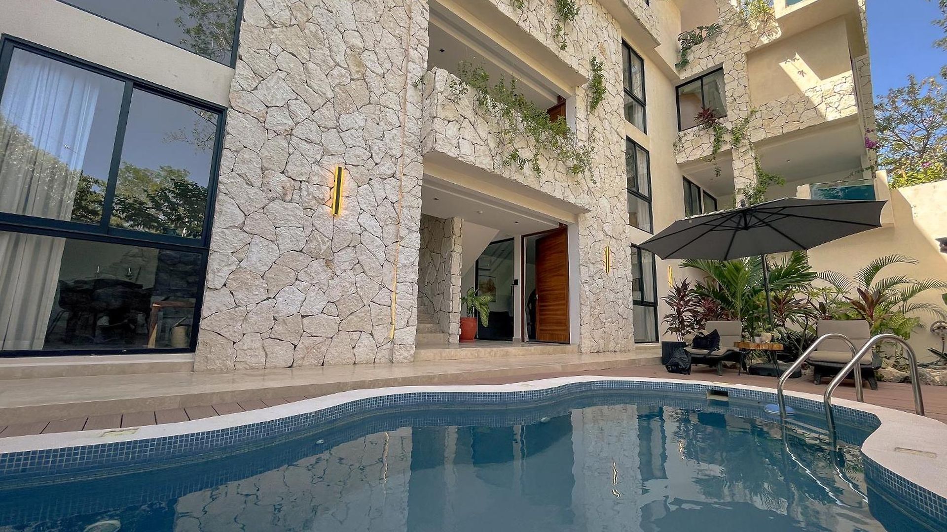 Aparthotel Sak Tuunich Luxury Residences 4*