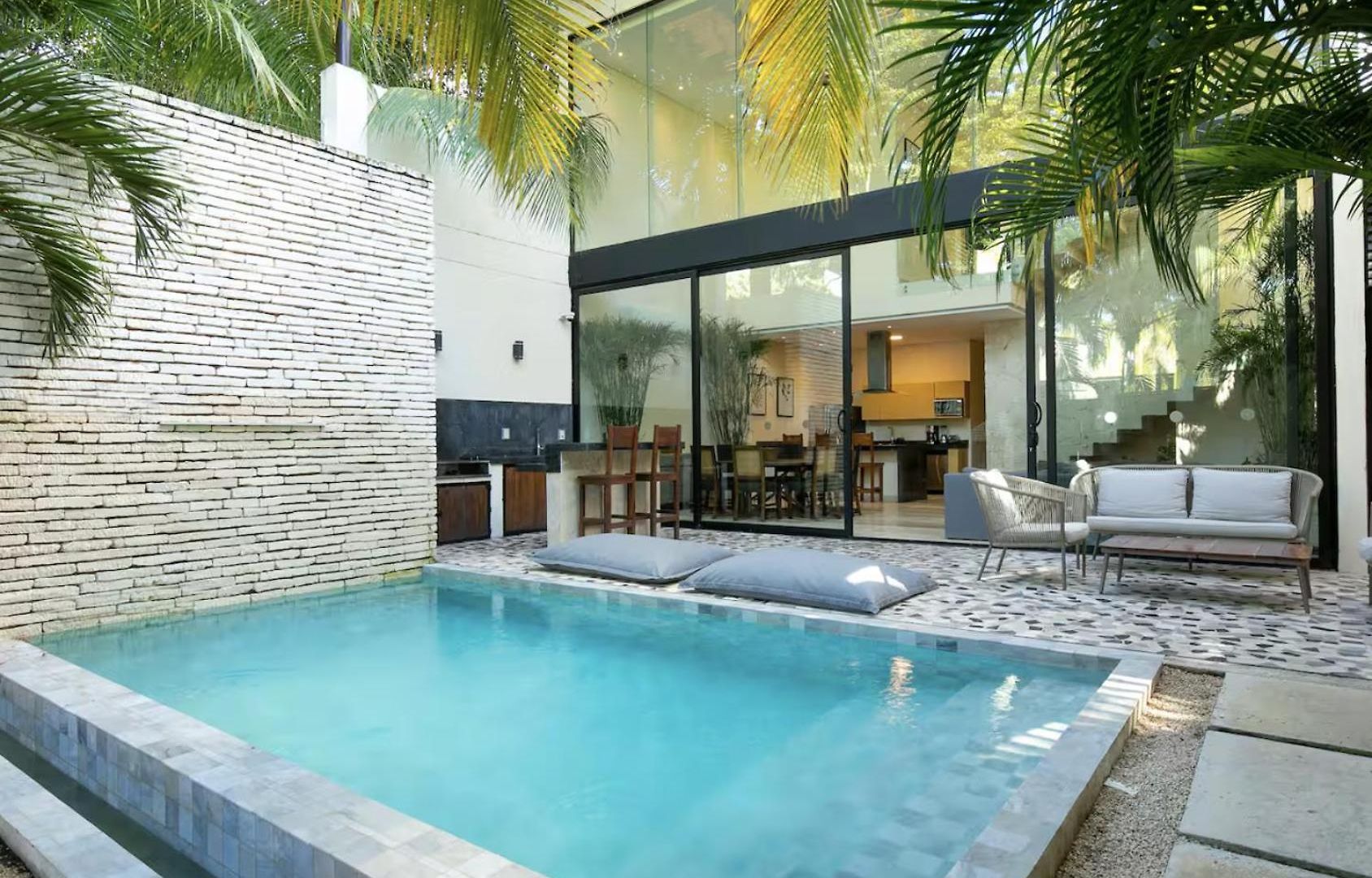 Hum Living Luxury *