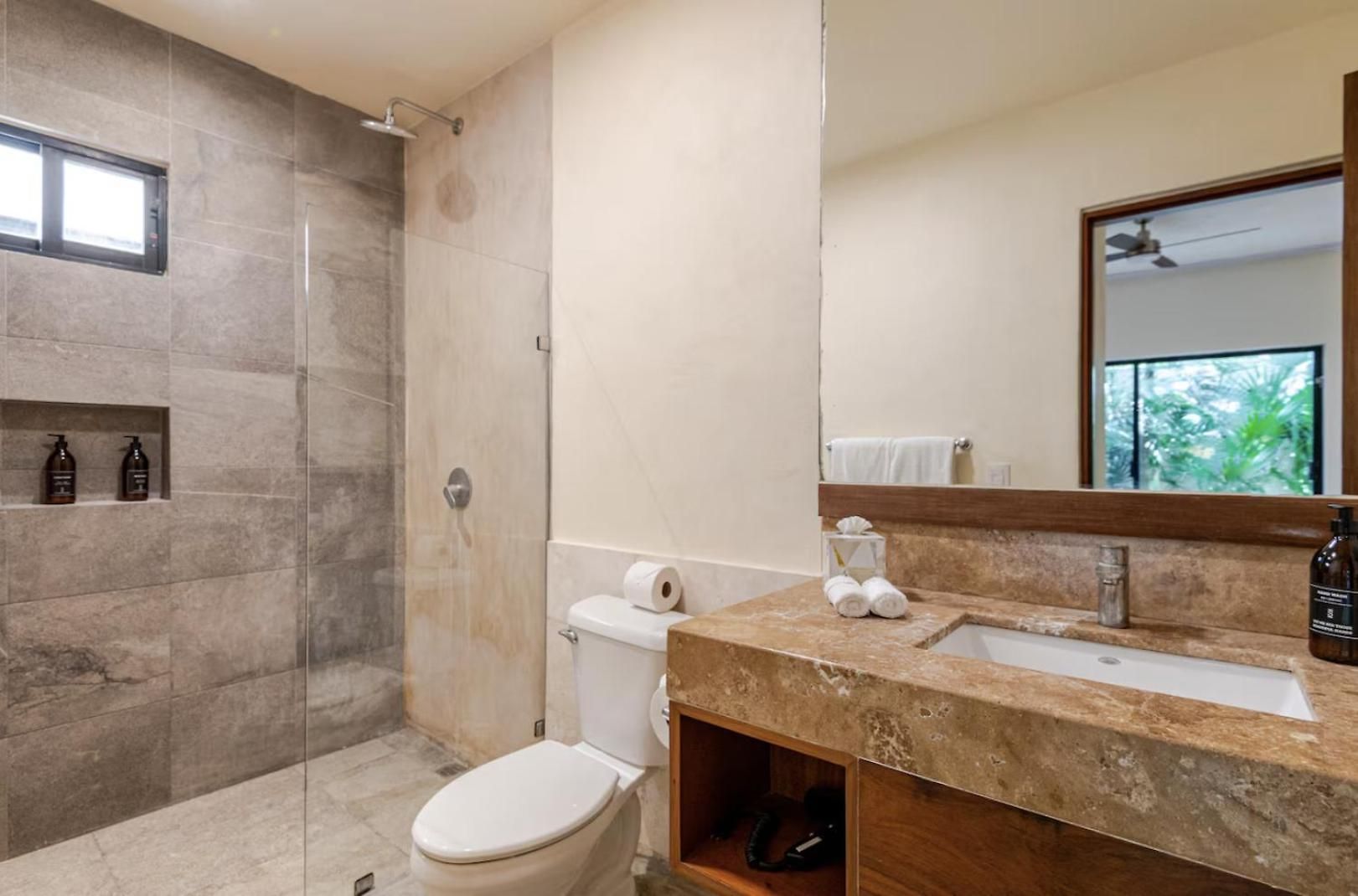 Villa Hum Living Luxury *