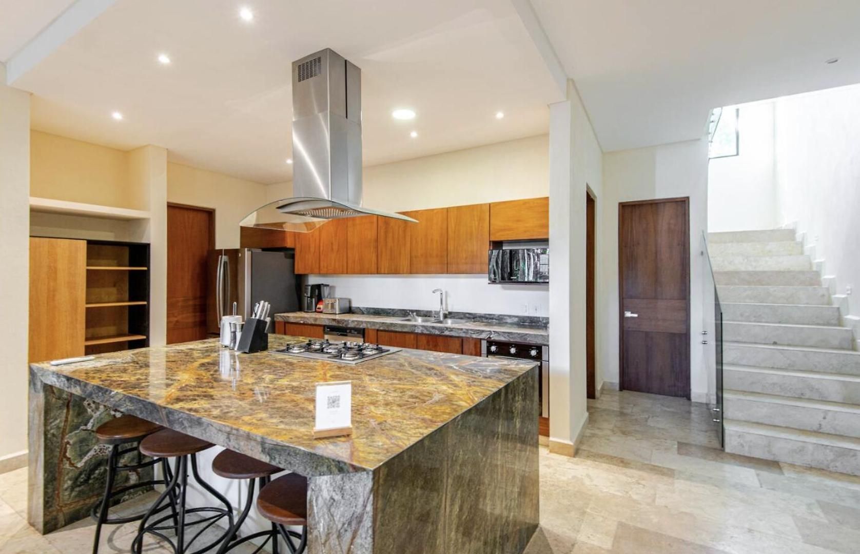 Villa Tuuk: Luxury 5-bedroom With Private Pool And Concierge *