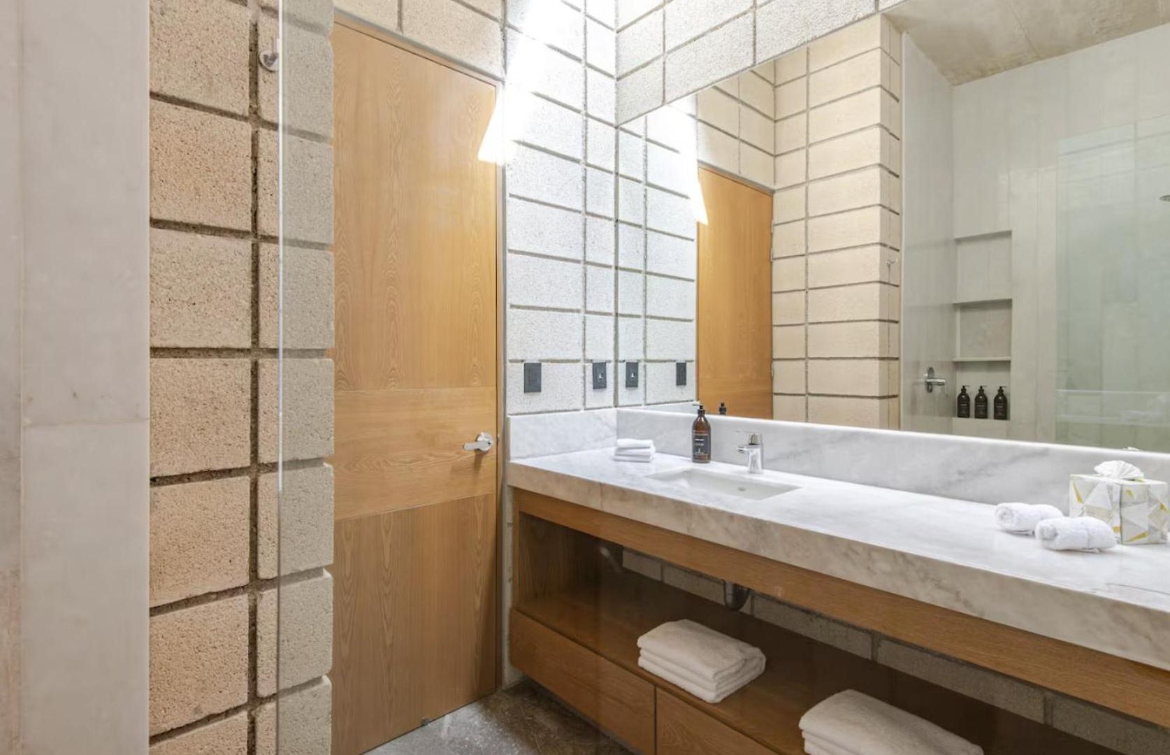 Hum Living Luxury Villa