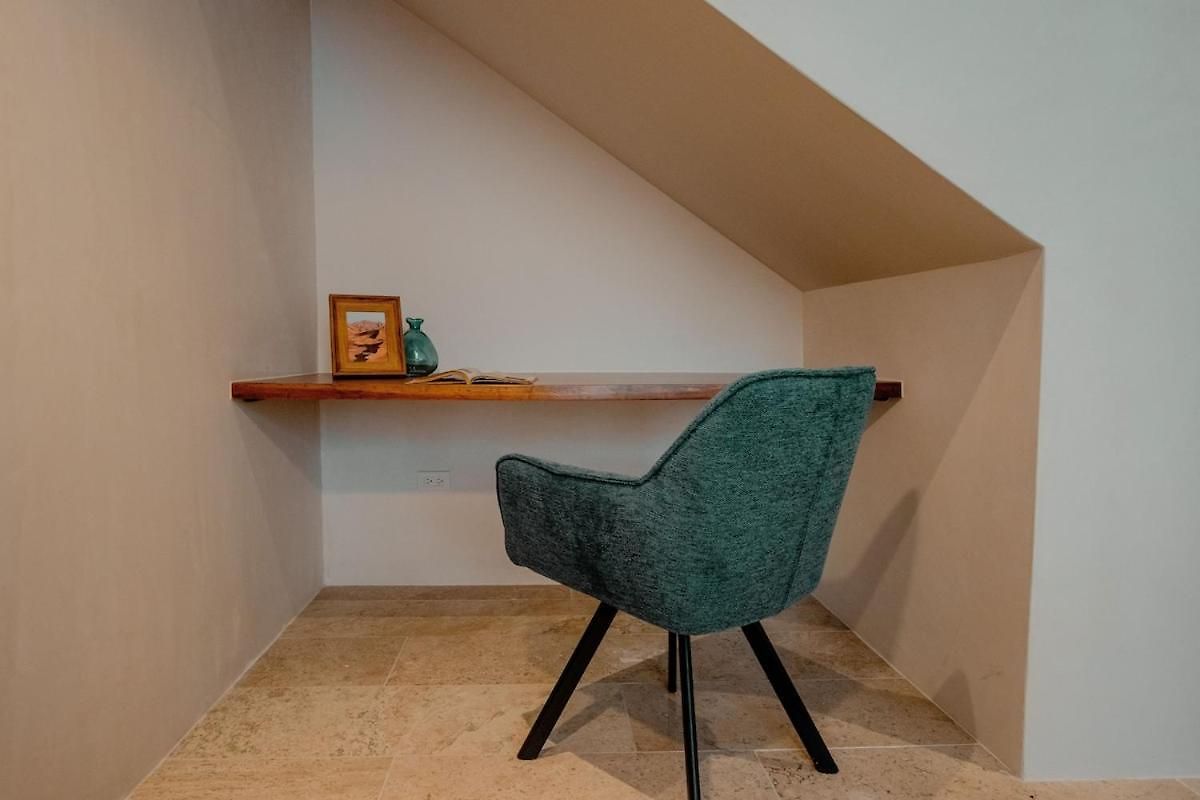 Luxury-8 Min To Beach-private Jacuzzi & Pool
