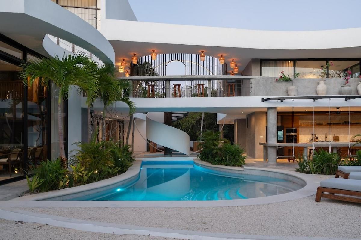 Villa Aqua *