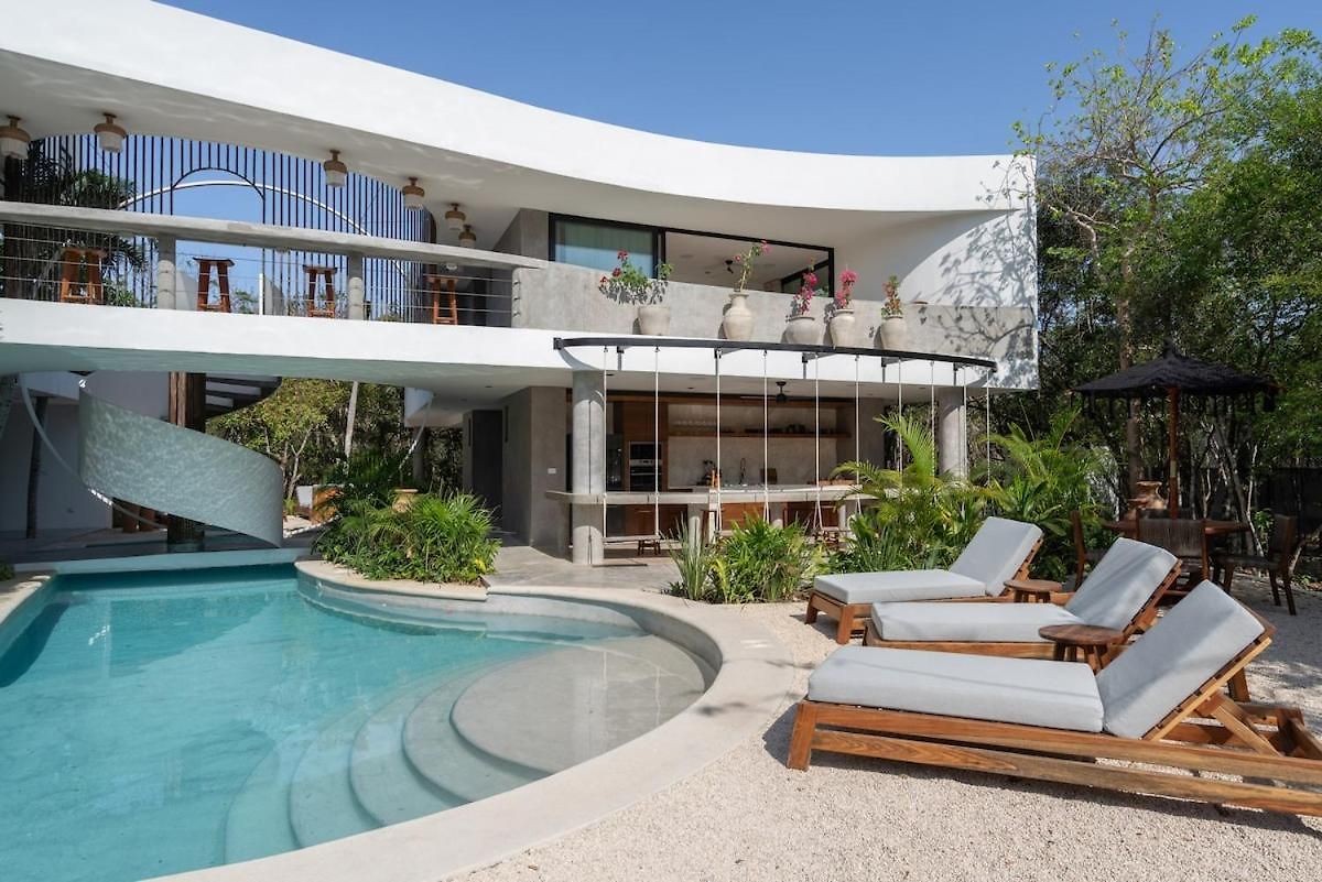 Villa Aqua *