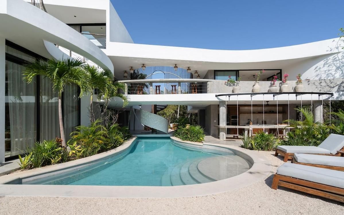 Villa Aqua *