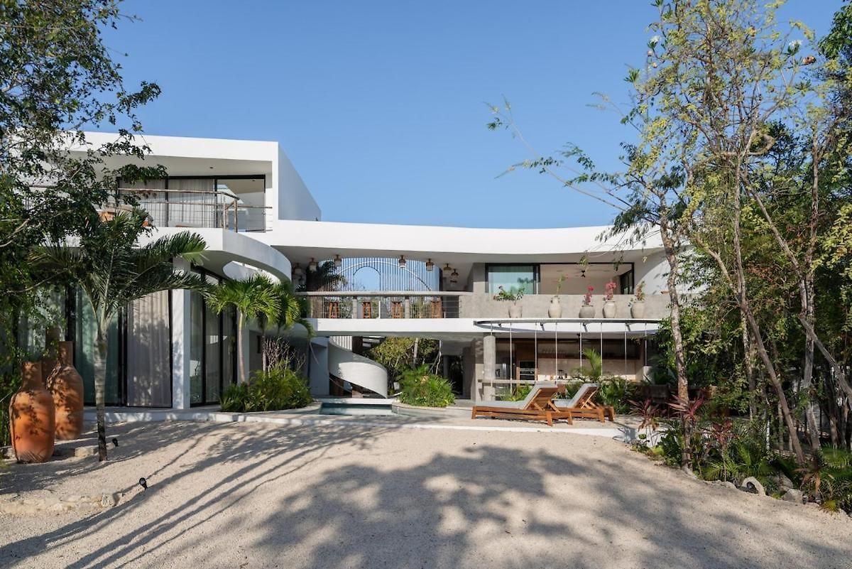 Aqua Villa *