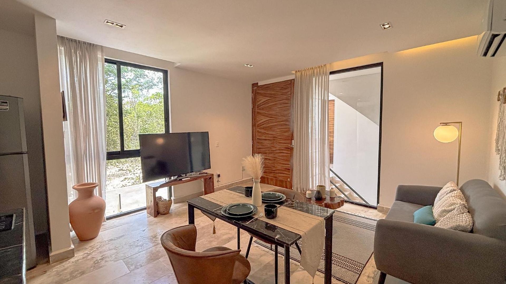 Sak Tuunich Luxury Residences