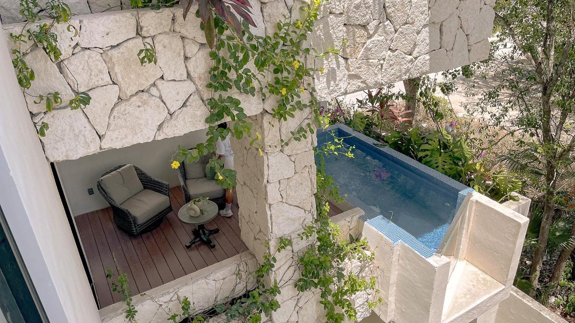 Sak Tuunich Luxury Residences