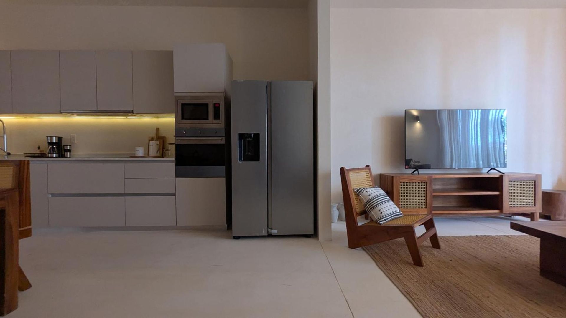 Apartamento Amplio Y Maravilloso Con Piscina Privada En By Yeah *