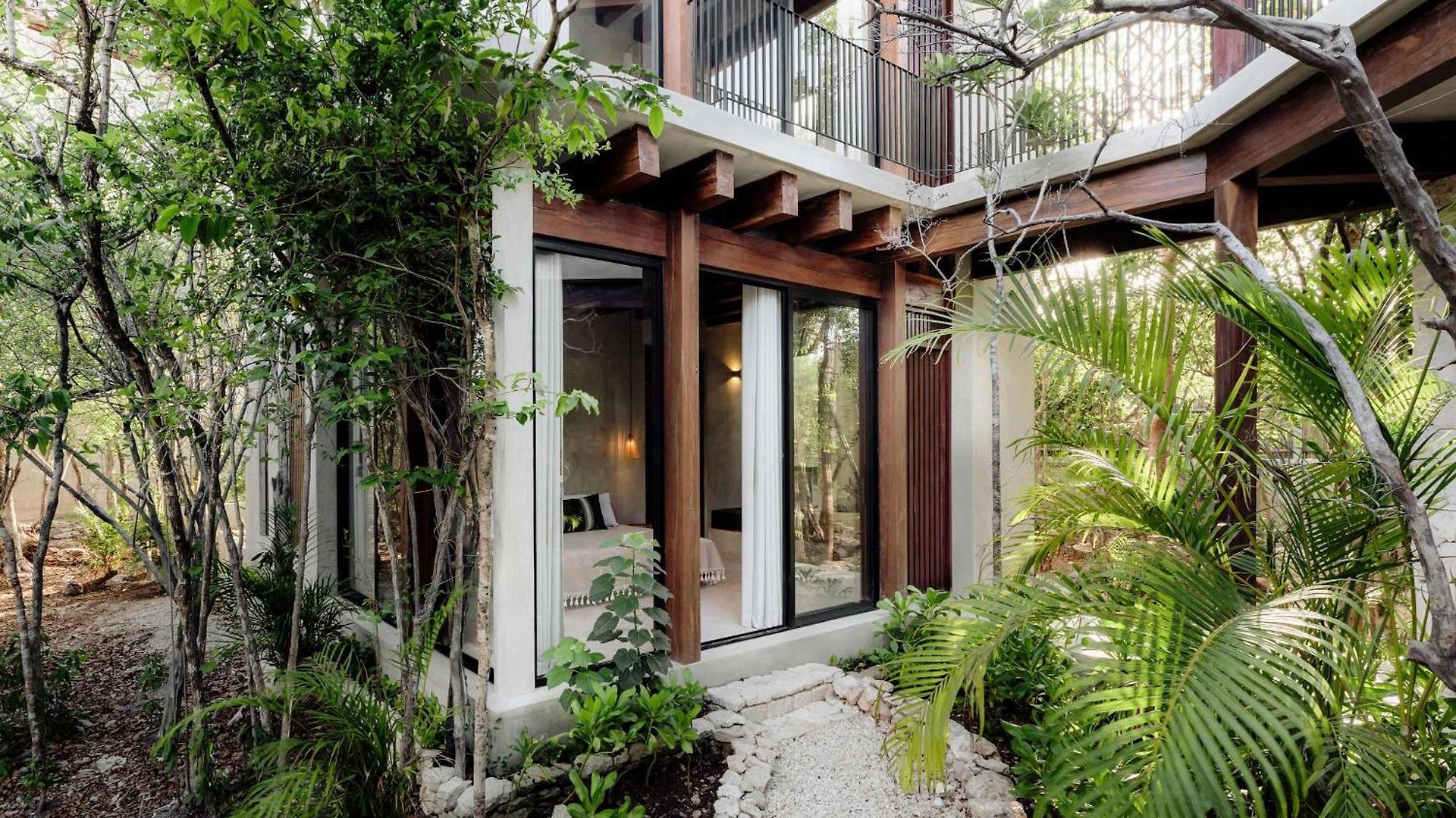 Jungle For 21 - Pool, Yoga & Concierge Holiday home