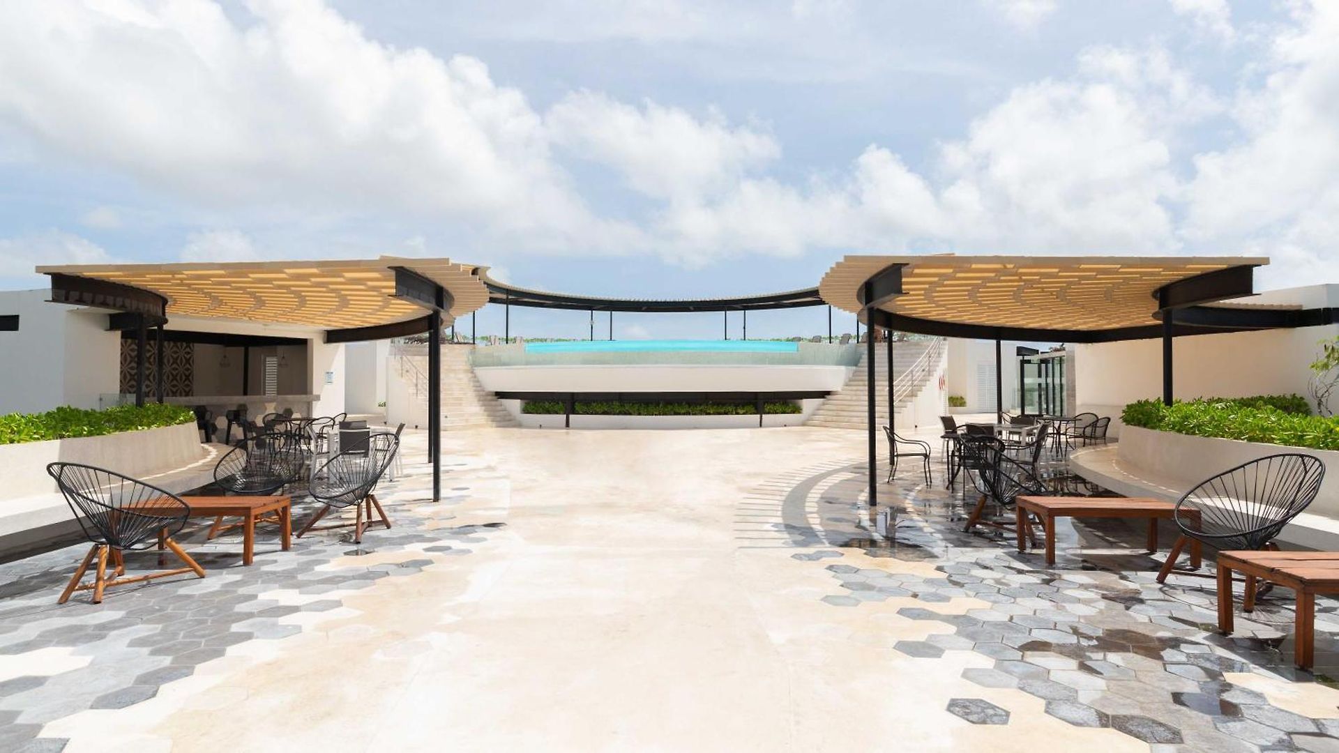 Panoramic Apartahotel