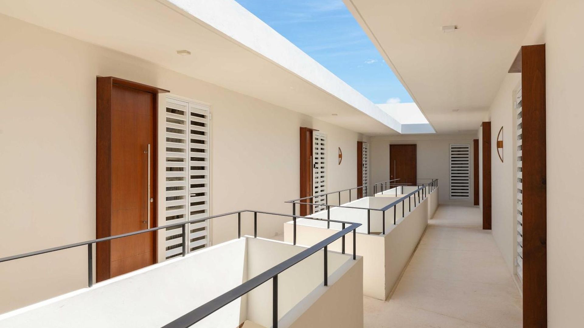Panoramic Apartahotel