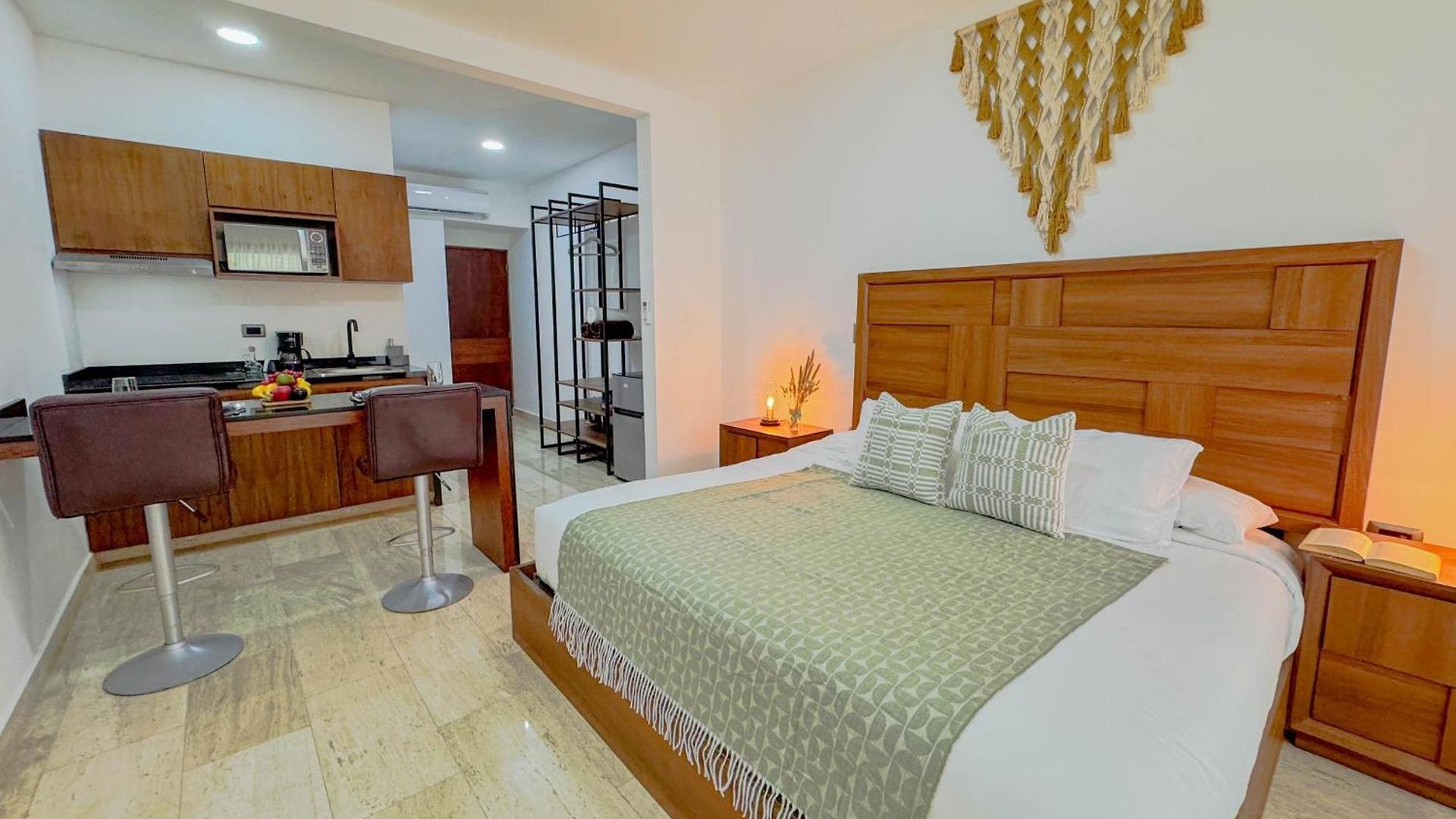 Incredible With Jacuzzi Naia C19 *