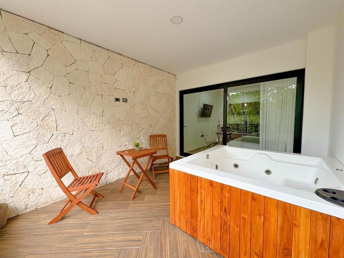 Incredible With Jacuzzi Naia C19 Tulum