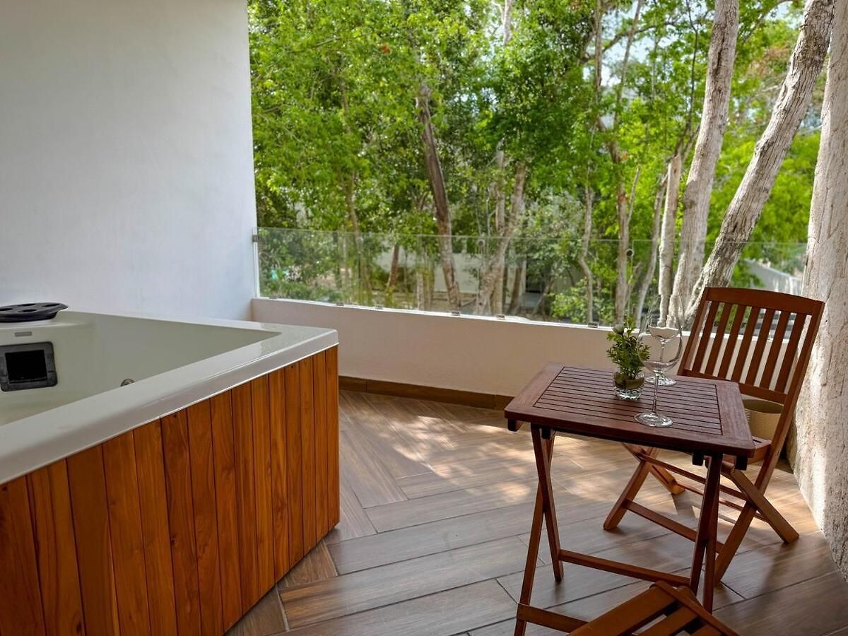 Incredible With Jacuzzi Naia C19 Apartment