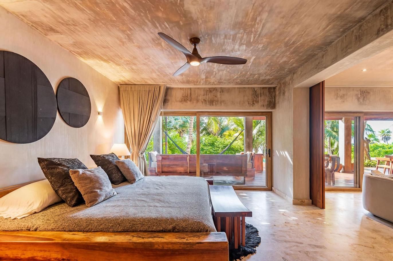 Villa Beachfront Tankah 3 For 18 Guests!