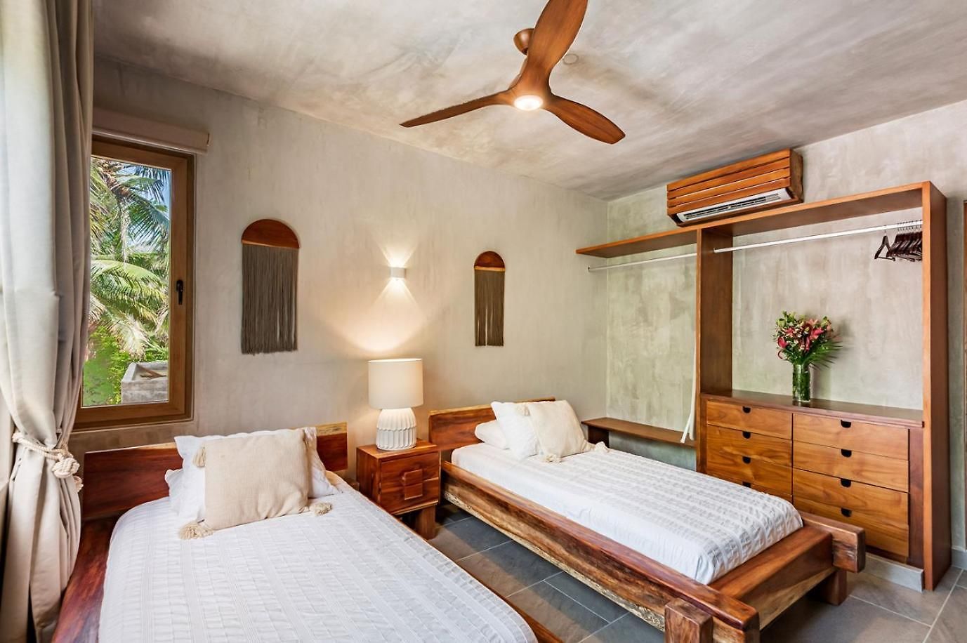 Beachfront Tankah 3 For 18 Guests! Tulum