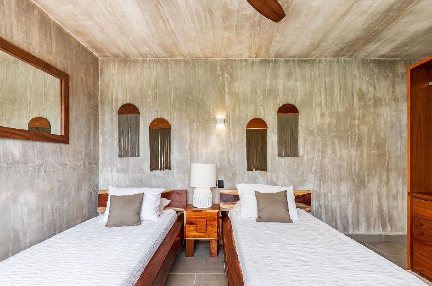 Beachfront Tankah 3 For 18 Guests! Villa *