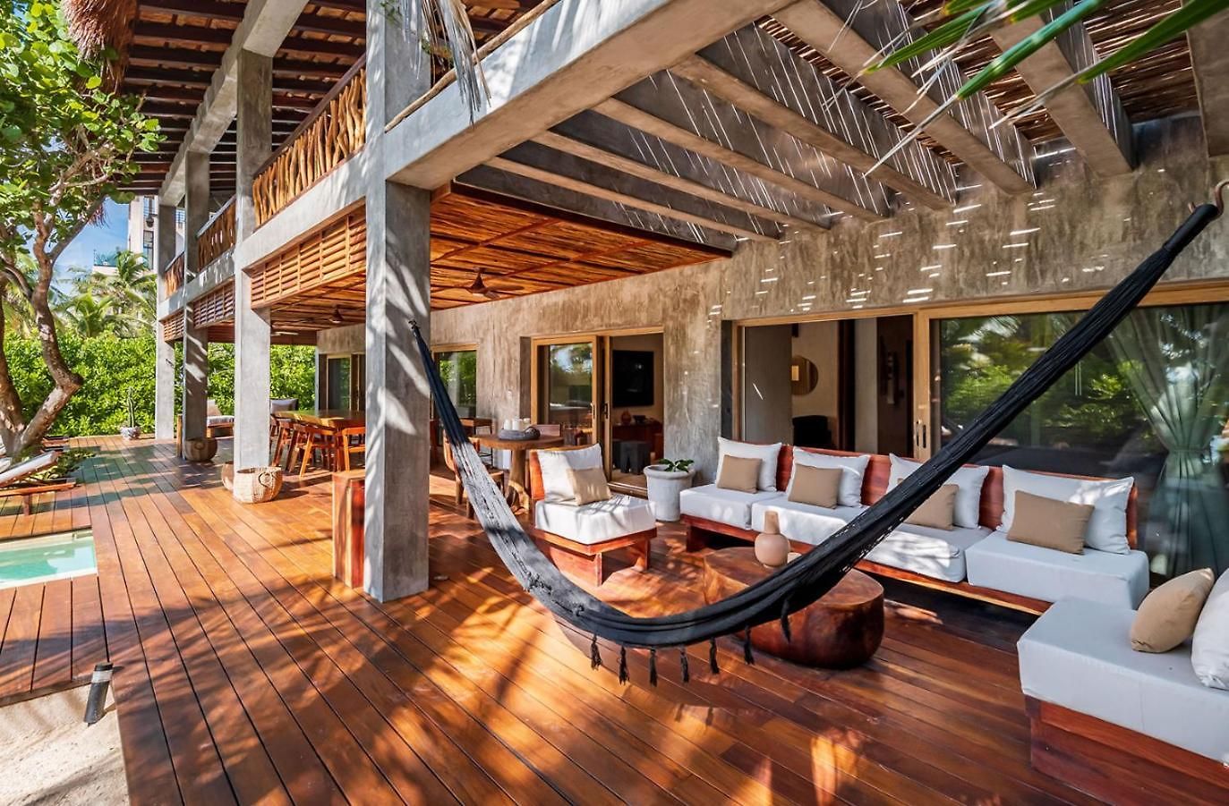 Beachfront Tankah 3 For 18 Guests!