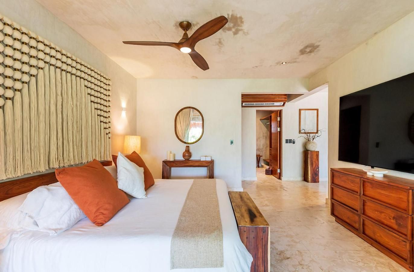 Beachfront Tankah 3 For 18 Guests! Villa