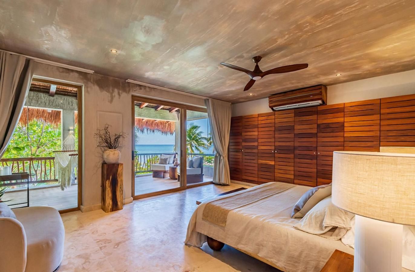 Beachfront Tankah 3 For 18 Guests! Villa *