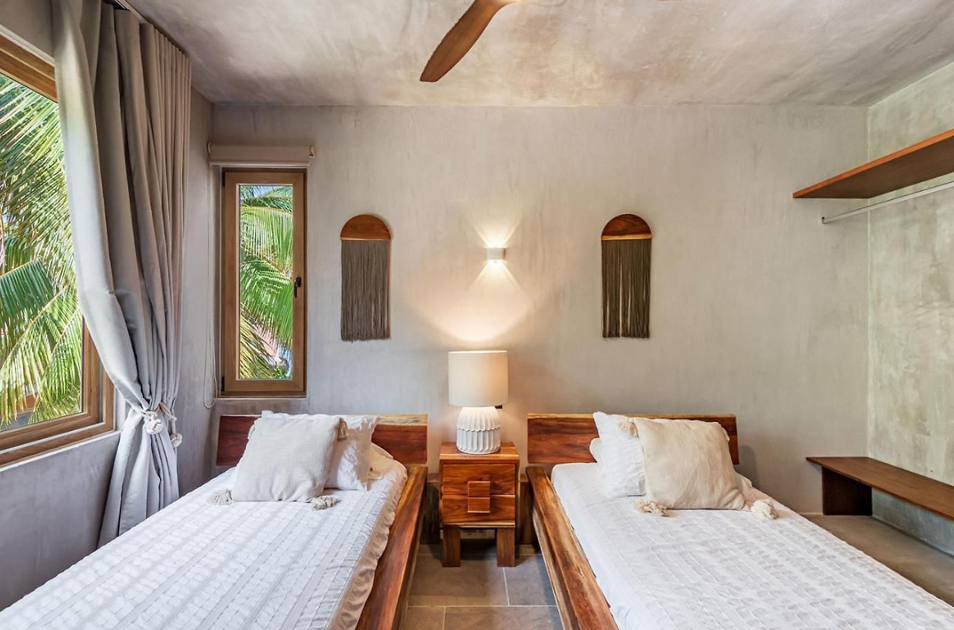 Beachfront Tankah 3 For 18 Guests!