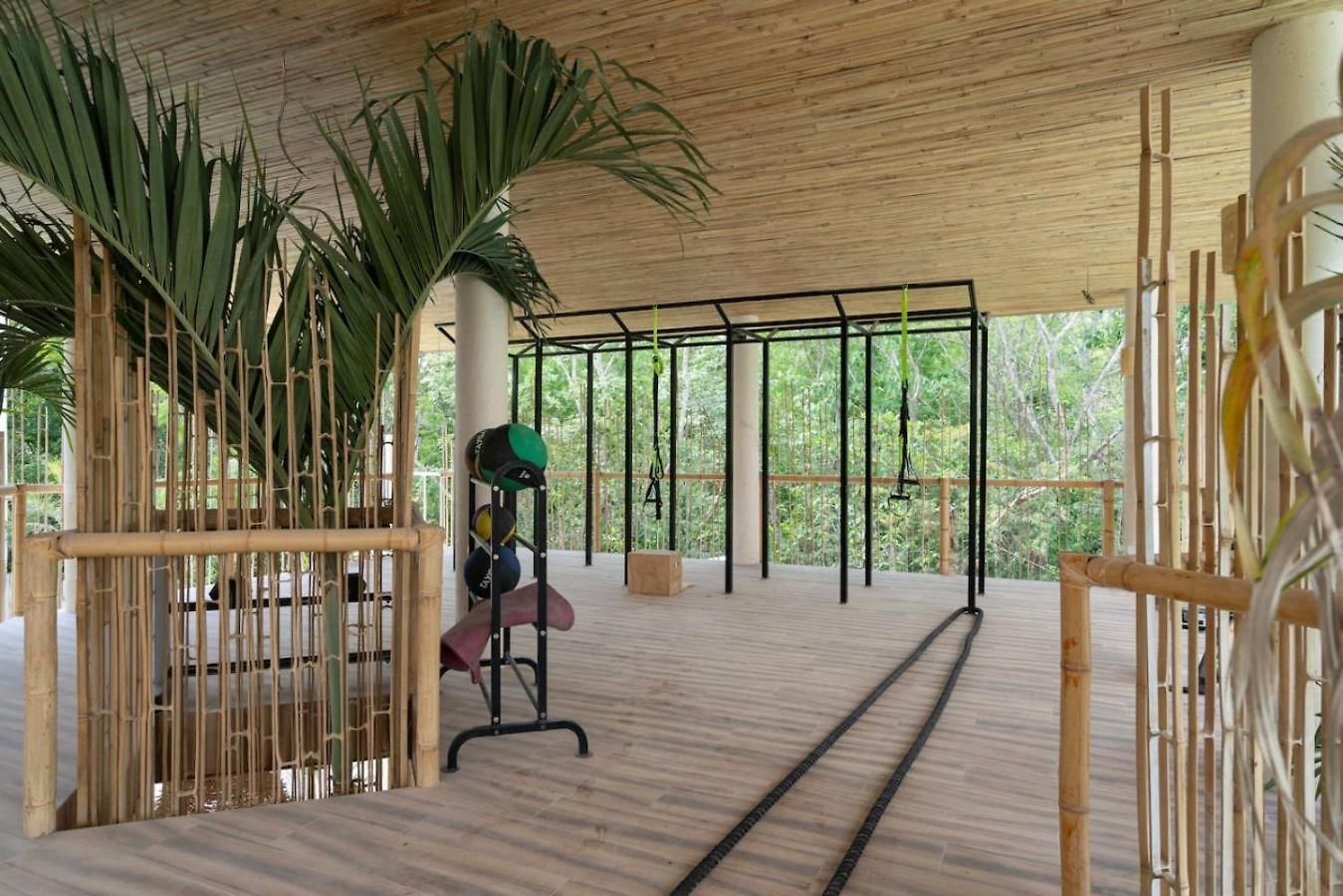 Apartment Modern And Stylish In Muuk *