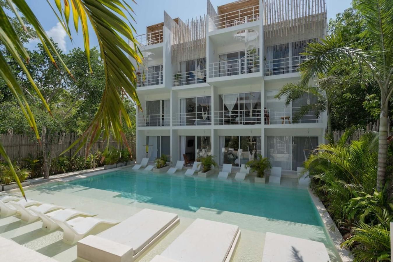 Modern And Stylish In Muuk