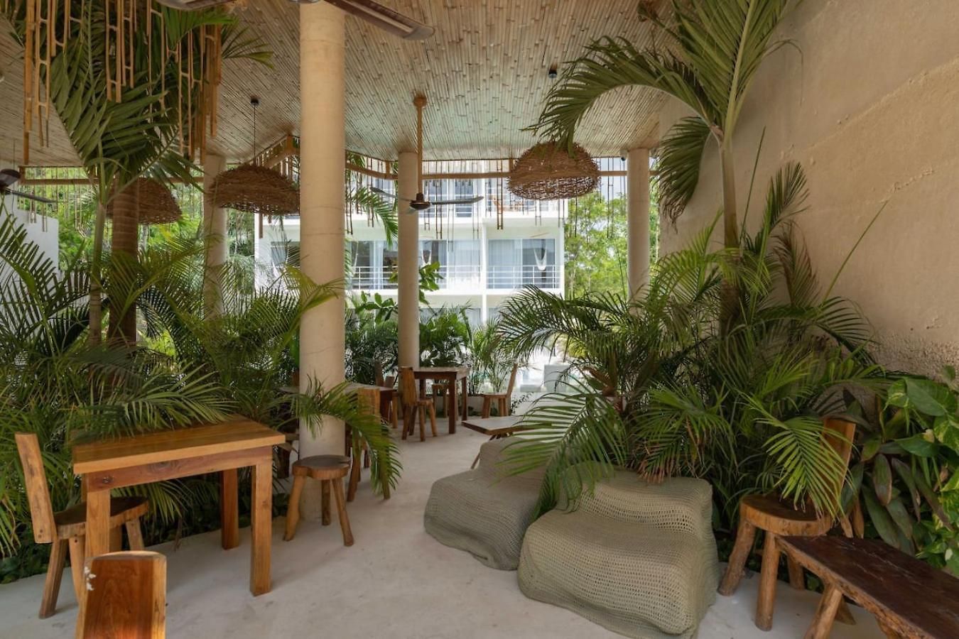 Modern And Stylish In Muuk