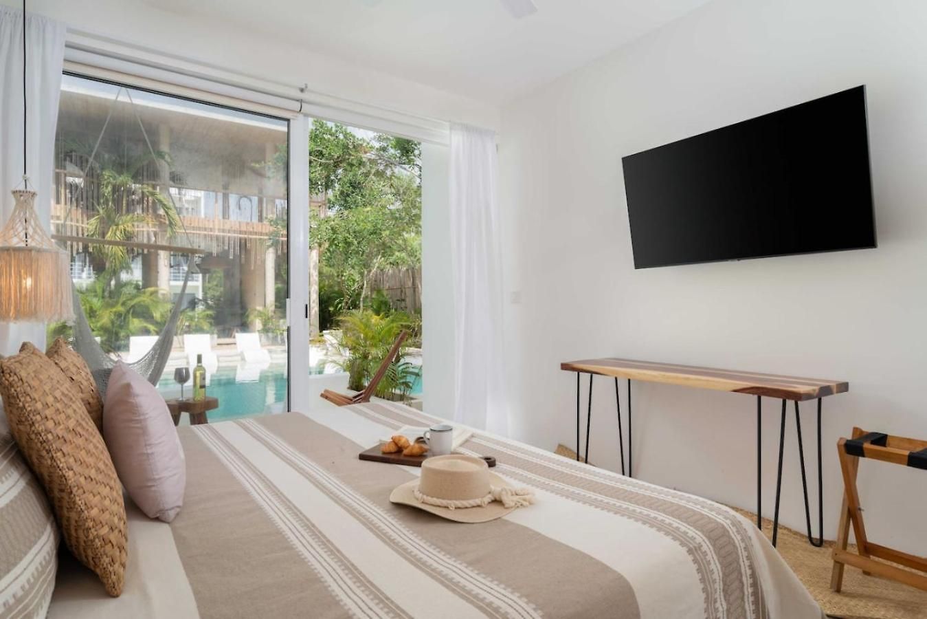 Apartment Modern And Stylish In Muuk
