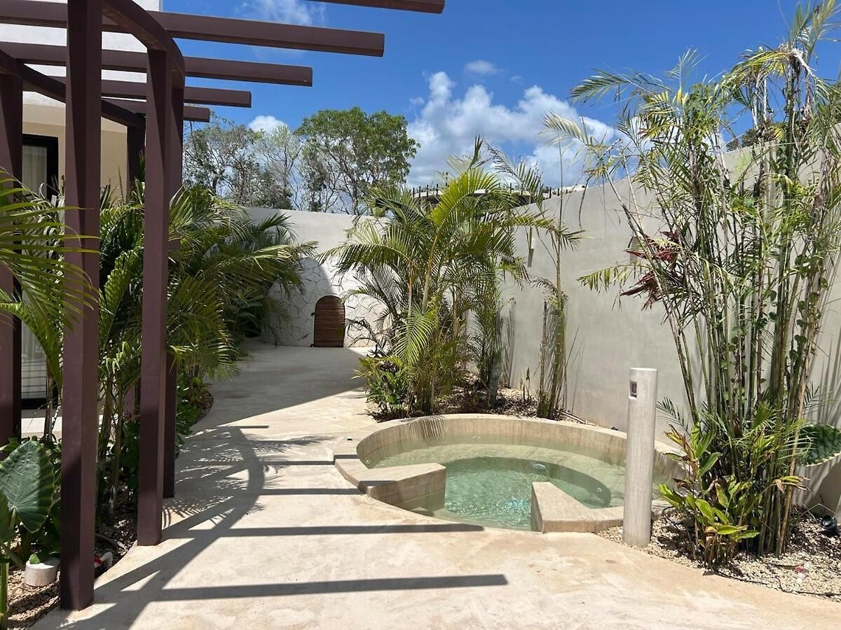 Apartment Your Perfect Space, Gf With Pool Access For 3
