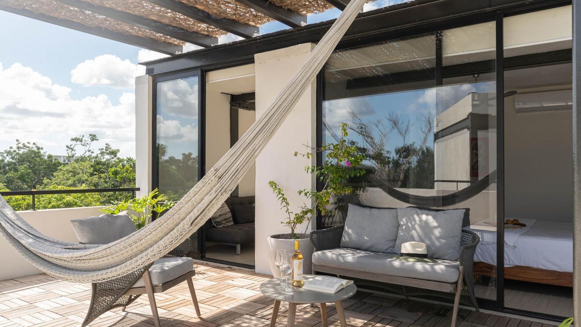 Luxurious Penthouse & Jungle View - Thoth *