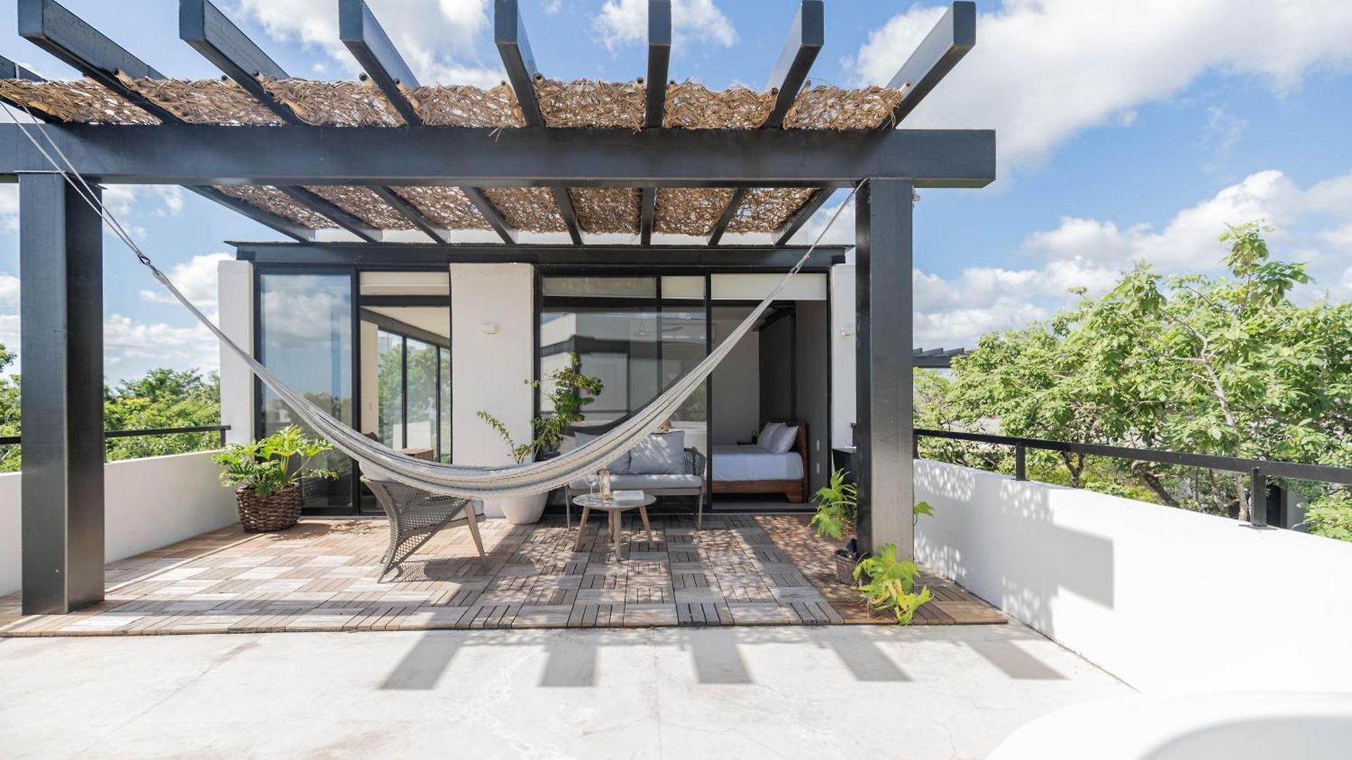 Luxurious Penthouse & Jungle View - Thoth