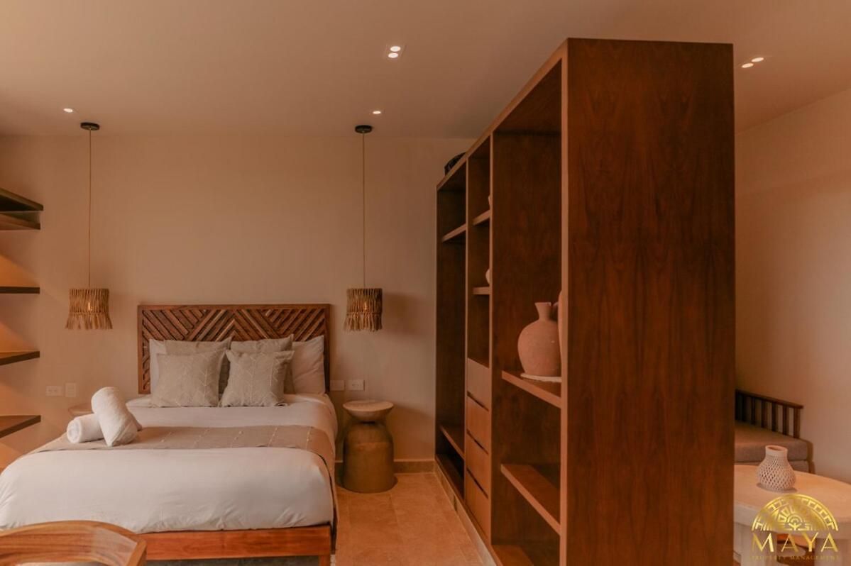 Peregrina 317 1-bedroom *