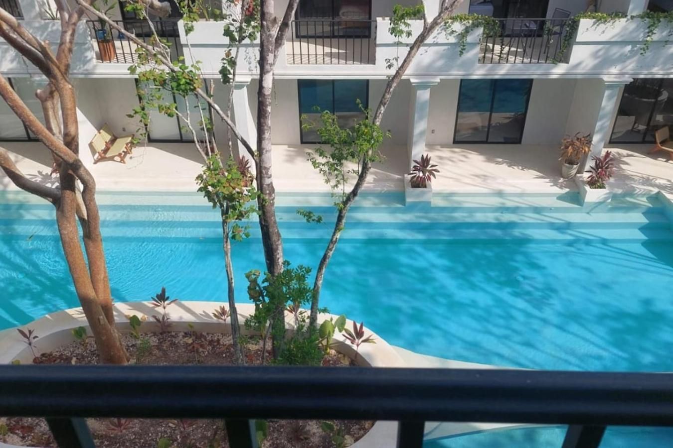 Modern In Core Pool Nature Apartment