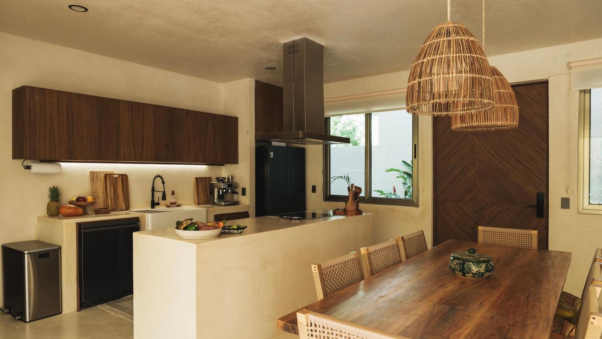 Apartment Retreat For 10 With Rooftop Pool And Panoramic Views *