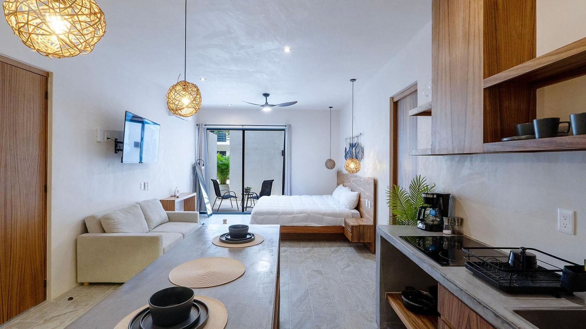 Aparthotel Otonomus