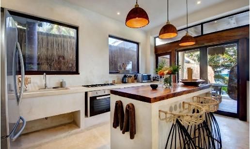 Villa Aldea Beachfront *