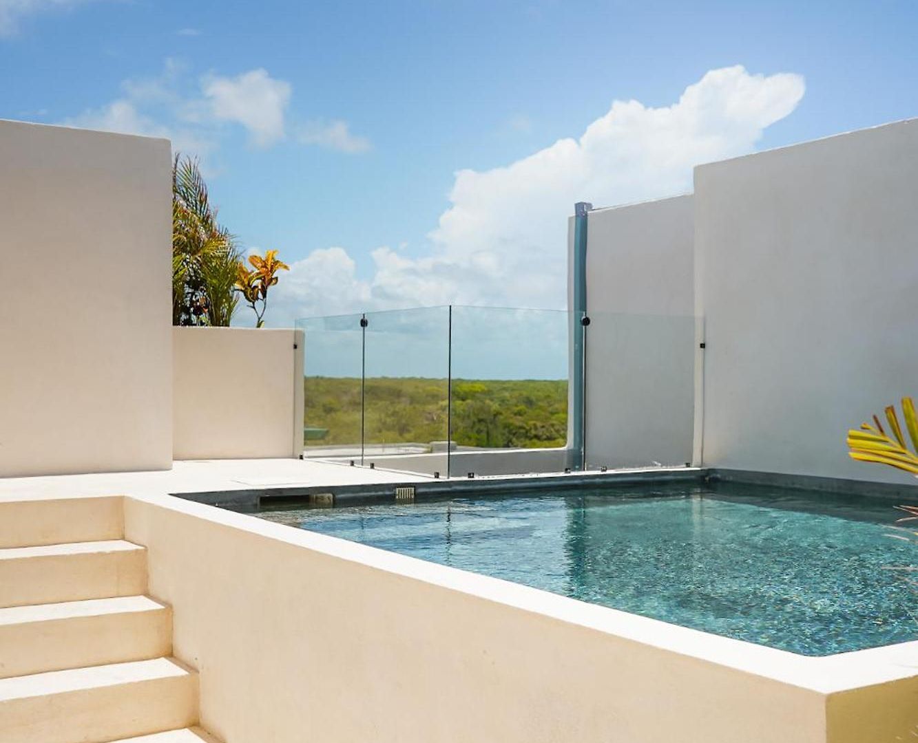 Otonomus * Tulum