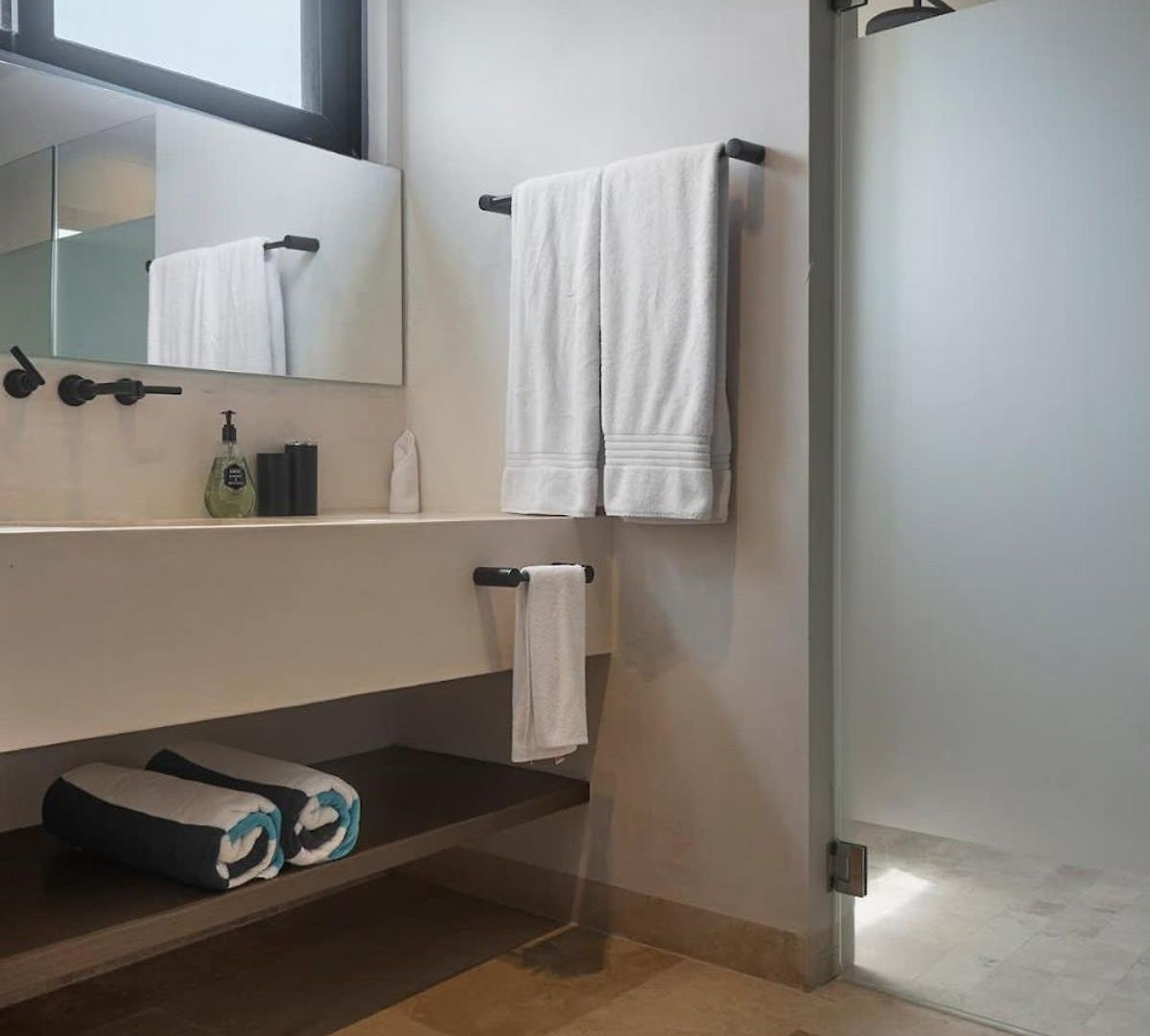 Apartment Luxury 3br Tankah Rooftop *