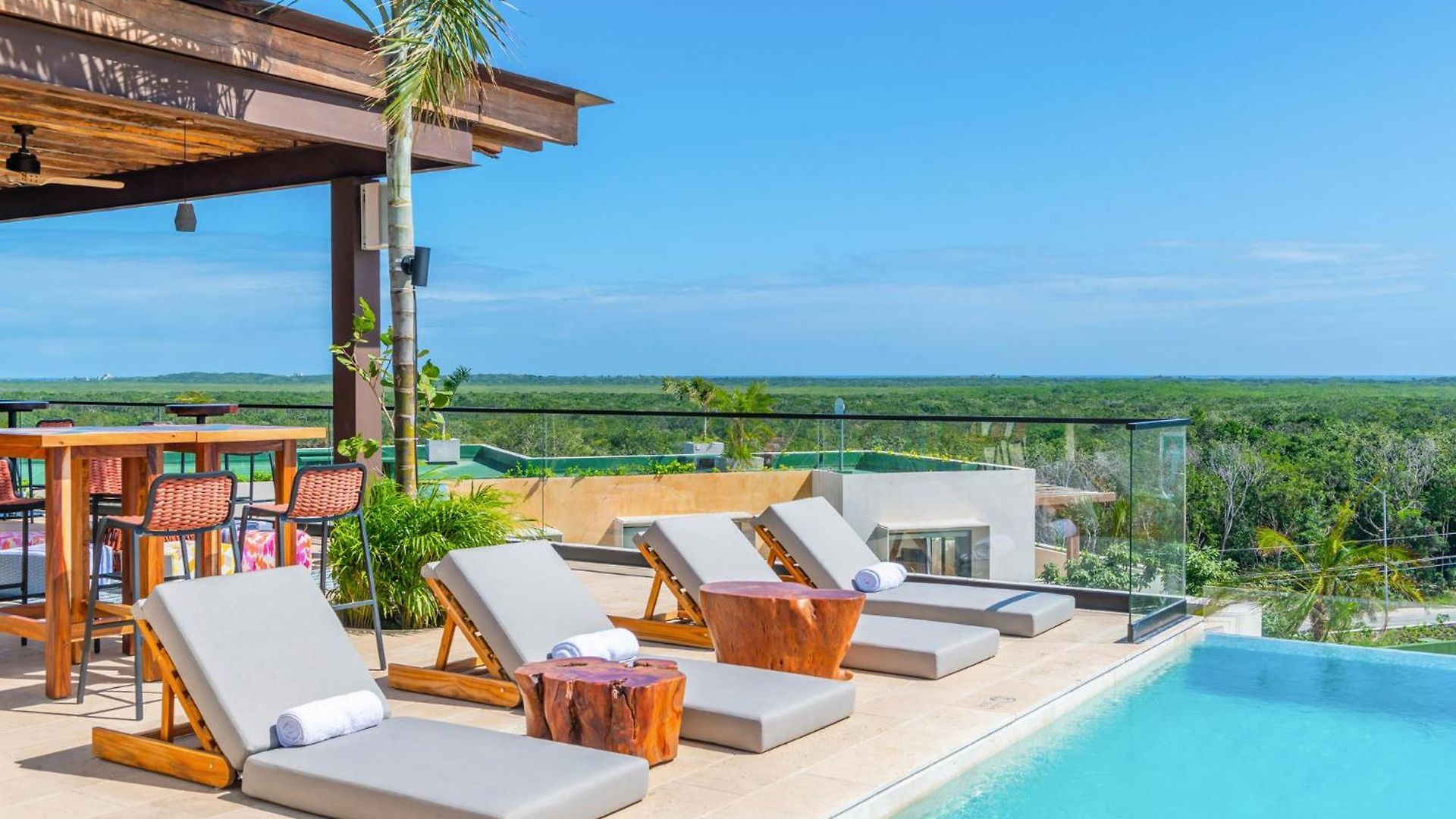 Aloft Tulum
