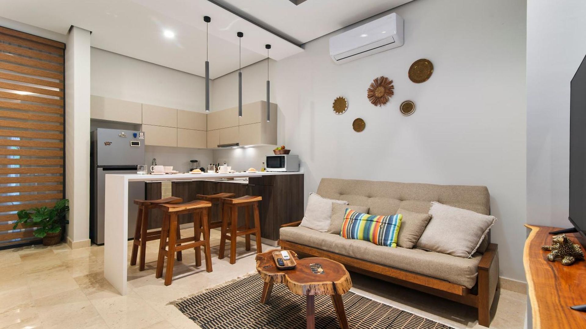 Apartment 1br - Sea View Rooftop Pools Steps To & Jaguar Park Tulum