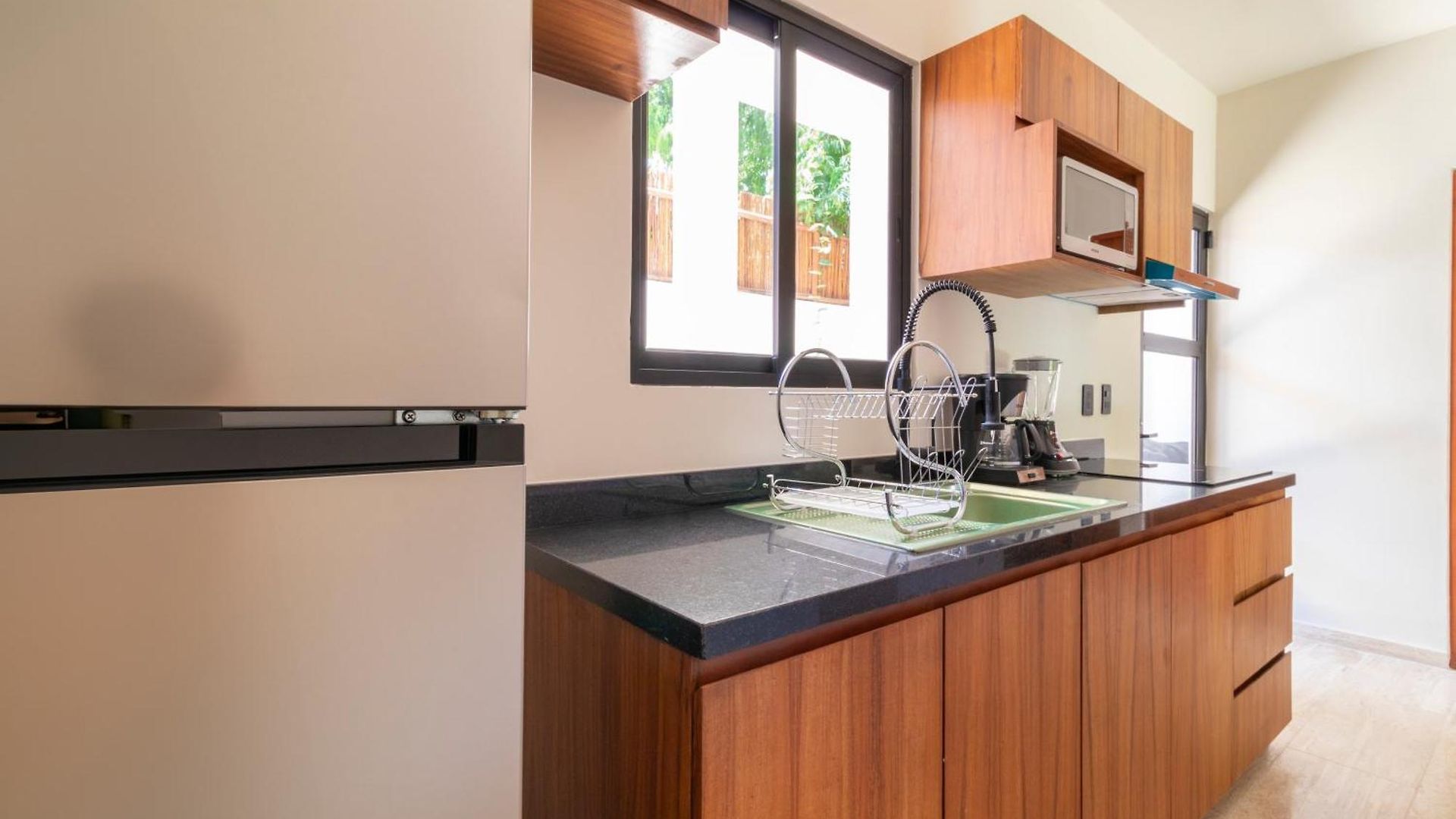 Apartamento With Private Rooftop In Tulum, 2 Br *