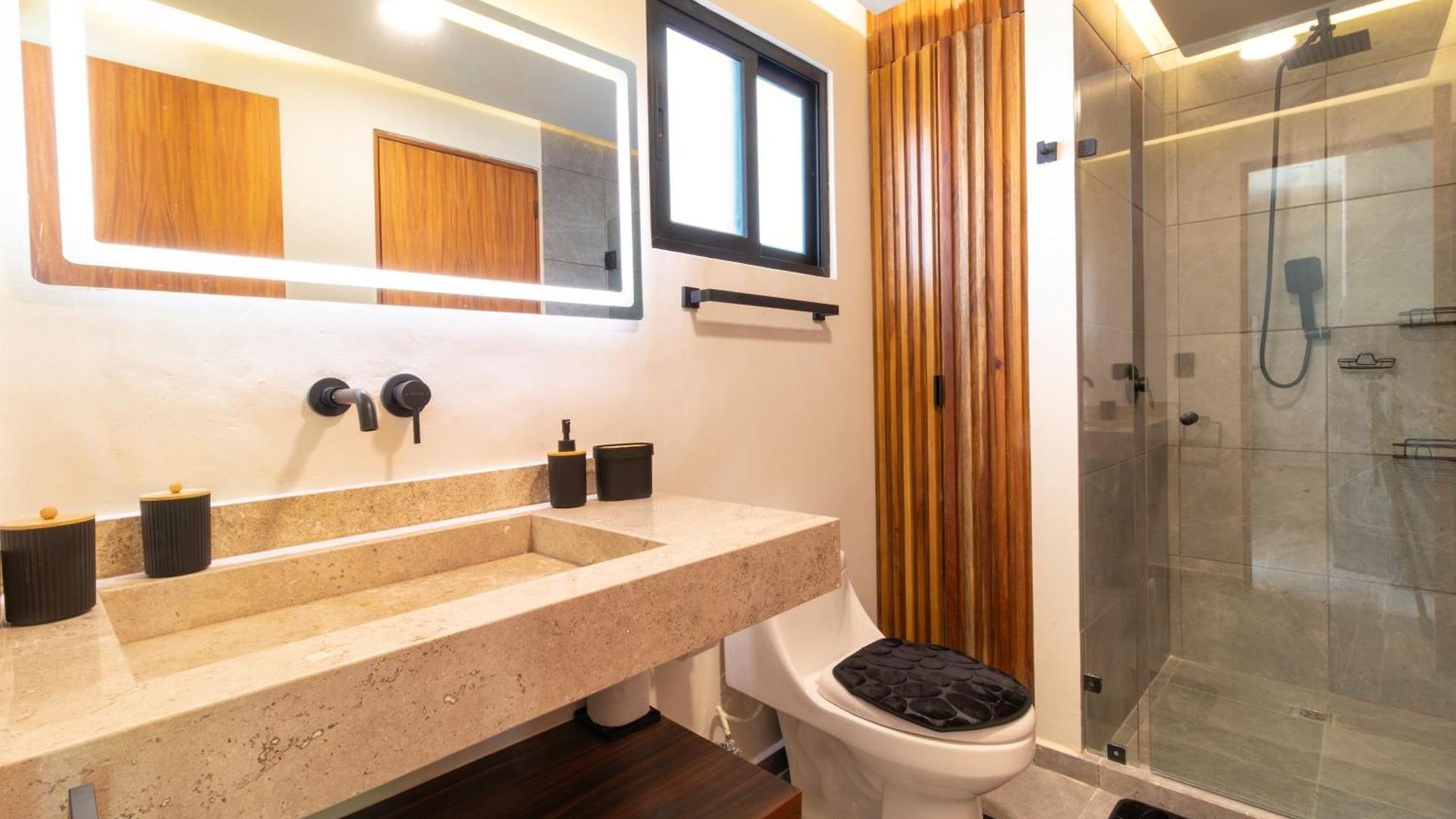 With Private Rooftop In Tulum, 2 Br *