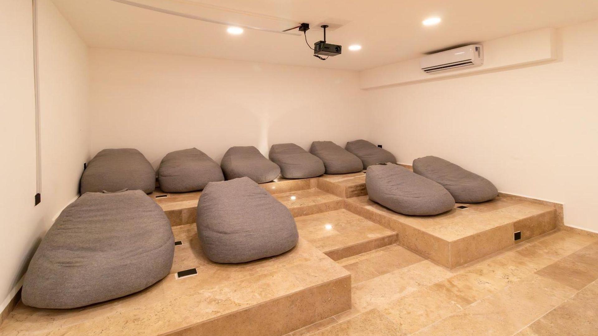 With Private Rooftop In Tulum, 2 Br Apartamento *