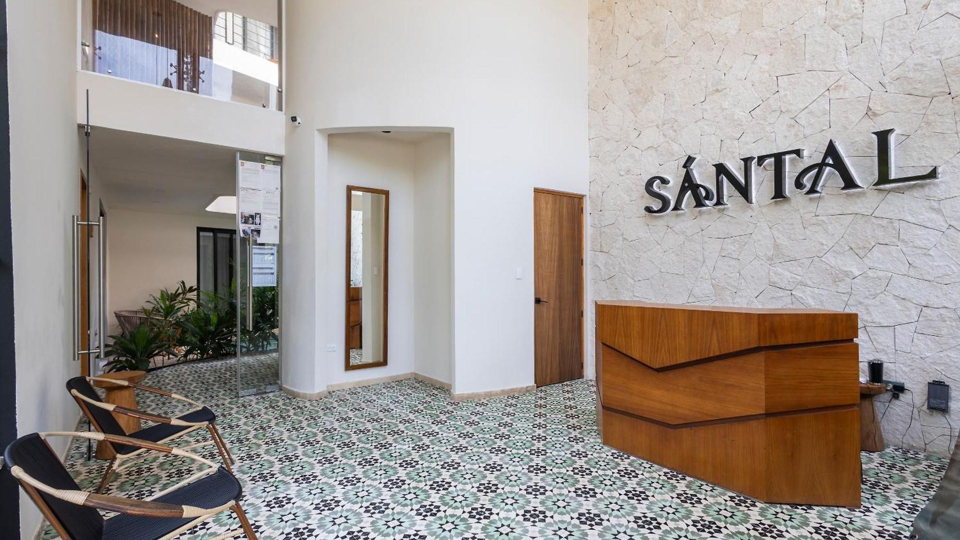 Chic Santal & Avenida 7