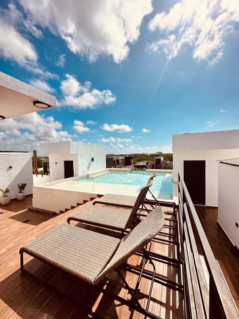 Chic 2br Condo, Private Jacuzzi And 2 Free Bikes Apartment *